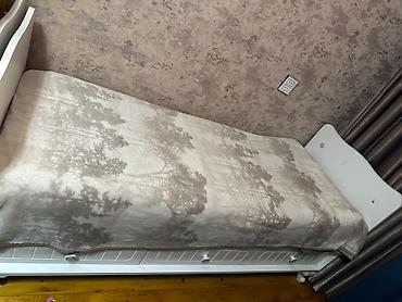 Ev və bağ: Uşaq otağı üçün çoxfunksiyalı dəst – körpə beşiyi, komod/çəkməcə bloku — 4