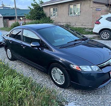Honda Civic: 2008 г., 1.3 л, Автомат, Бензин, Седан