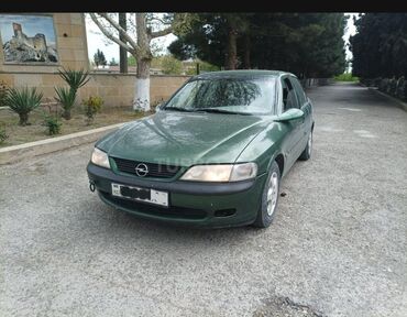 Opel: Opel Vectra: 1.8 l | 1996 il 29000 km Sedan