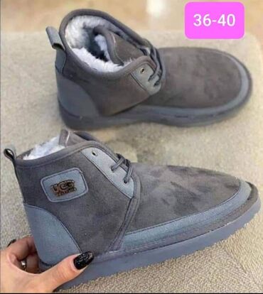 Ostala ženska obuća: Rasprodaja, dostupni brojevi obeleženi na slikama
Cena 3100 din — 12