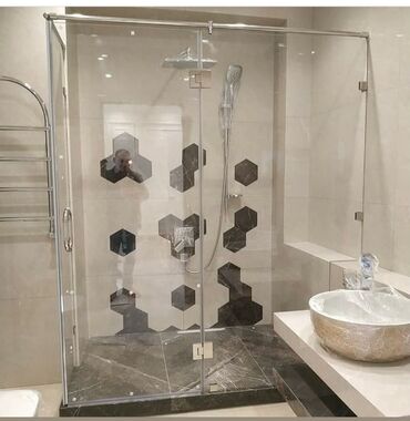 Duş kabinaları, arakəsmələr: Yeni Üstü qapalı kabina, Ödənişli çatdırılma — 16