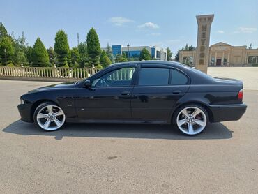 продается авто: Б/у Колесо BMW 265 / 35 / R 19, 5 Болтов