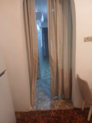 Uzunmüddətli kirayə mənzillər: Metro elmlere yaxın 2otaglı heyet evi kirayə verilir obsi heyedir — 13