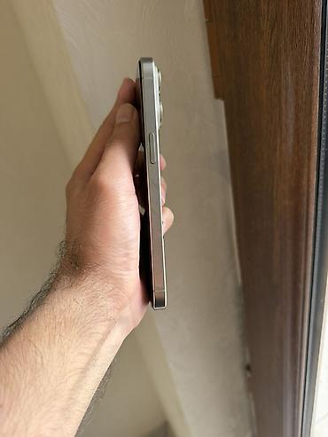 note 15 pro max: IPhone 15 Pro Max, Natural Titanium, Face ID — 4