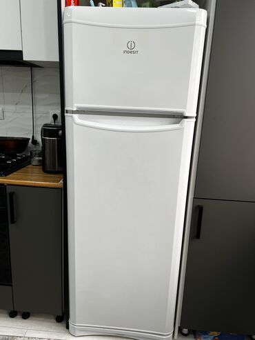 холодильник индезит б у: Холодильник Indesit, Б/у, Двухкамерный
