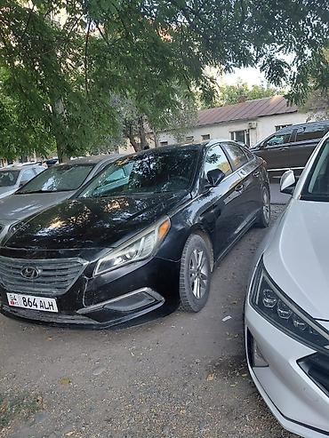 ом: Hyundai Sonata: 2016 г., Седан — 8