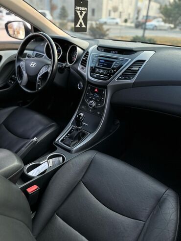 Hyundai: Hyundai Avante: 2017 г., 1.6 л, Автомат, Бензин, Седан — 11