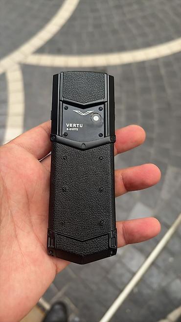 Vertu < 2 GB Memory Capacity, rəng - Qara, Düyməli lalafo.az -da Vertu < 2 GB Memory Capacity, rəng - Qara, Düyməli