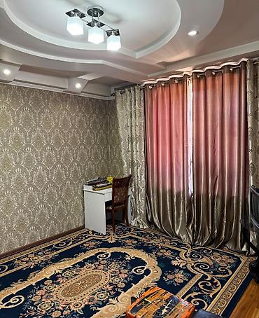 животные: Продам 2-х этажный дом в районе рынка Дордой моторс. Участок 5,7 — 3
