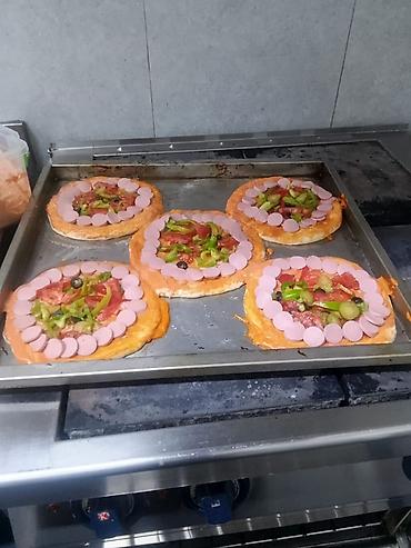 Aşpazlar: 35-yaşım var Pover işi axtarıram. Masqovada kafe sisteminde işləmişəm — 30