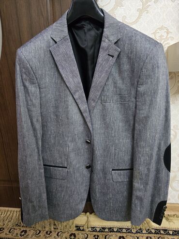 kişi pencəkləri: Tək pencək satılır. Di-Kanio firması. (Türkiyə istehsalıdı). Razmer