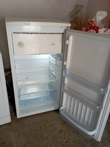hitachi холодильник бишкек: Холодильник Б/у, Однокамерный, 120 *