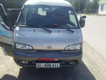 Hyundai: Hyundai H-100: 1997 г., 2.5 л, Механика, Дизель, Универсал