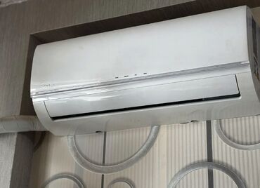 Kondisionerlər: Kondisioner İşlənmiş, 20-25 kv. m, Daxili blok, Kredit yoxdur