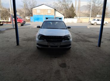 обмен автомашин: Subaru Legacy: 2004 г., 2 л, Автомат, Газ, Универсал