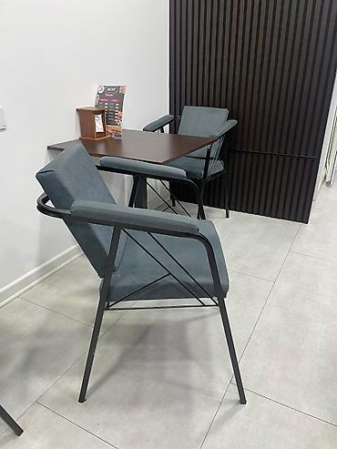 Kreslolar: 6 Eded Metall karkaslı yumşaq oturacaqlı kreslo - Dizayn: Minimalist — 2