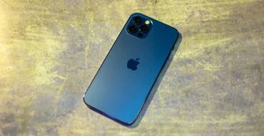 Apple iPhone: IPhone 12 Pro, Б/у, 256 ГБ, Синий, Защитное стекло, Чехол, Кабель, 78 %