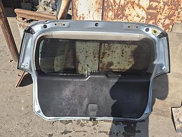 багажник тойота ист: Крышка багажника (пятая дверь) Toyota Ist — 2