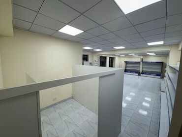 Помещения свободного назначения: Ул. Садырбаева (Баха) в новом жилом комплексе "Атмосфера" по Ул. Ы — 2