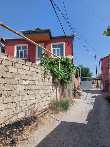 bineqedide ev satilir: Binəqədi qəs. 4 otaqlı, 160 kv. m, Kredit yoxdur, Yeni təmirli