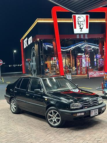 буксир машина: Volkswagen Vento: 1993 г., 1.8 л, Механика, Седан — 6