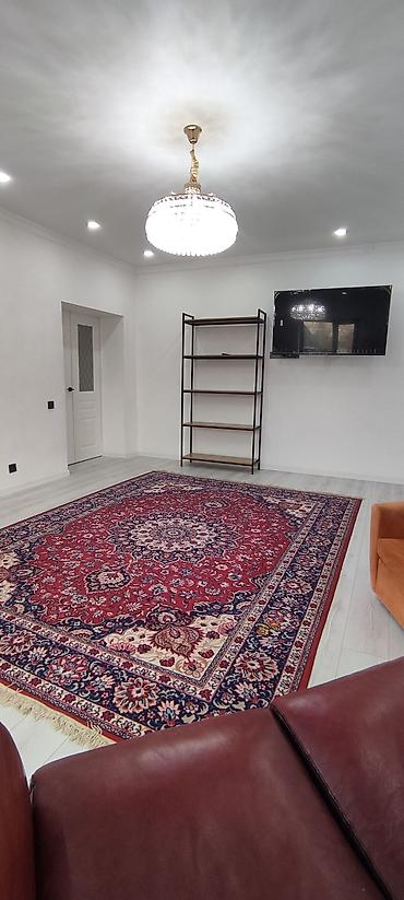 Долгосрочная аренда домов: 450 м², 4 комнаты, Забор, огорожен, Теплый пол, Подвал, погреб — 4