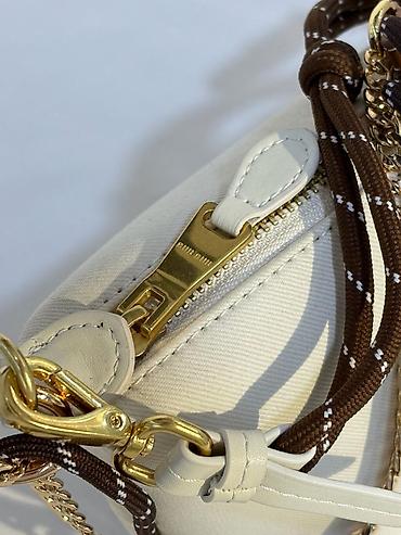 Çantalar: Miu Miu mini çiyin/çapraz çanta - Rəng: krem-ağ korpus, qızılı — 7