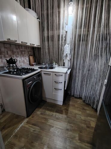 Köhnə tikili: Bakı, 28 May, 1 otaqlı, Köhnə tikili, m. 28 may, 35 kv. m -da lalafo.az — 15 Köhnə tikili: Bakı, 28 May, 1 otaqlı, Köhnə tikili, m. 28 may, 35 kv. m — 15