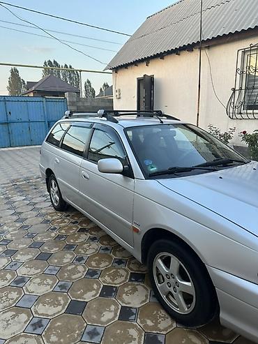 avens: Toyota Avensis: 2002 г., 1.8 л, Механика, Бензин, Универсал — 2