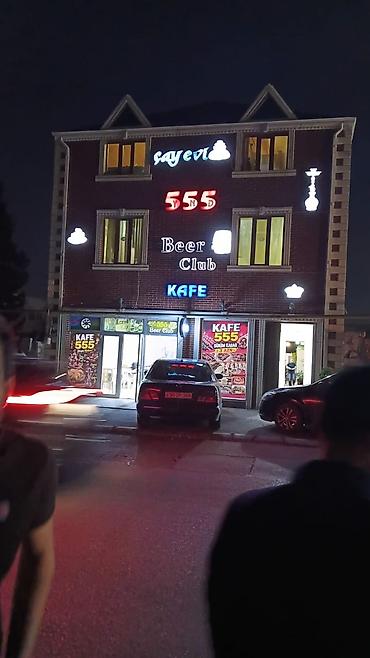 kiraye gence: Oficiant xanim teleb olunur. iş saati 12:00 dan 00:00 dek. emek haqqi — 1