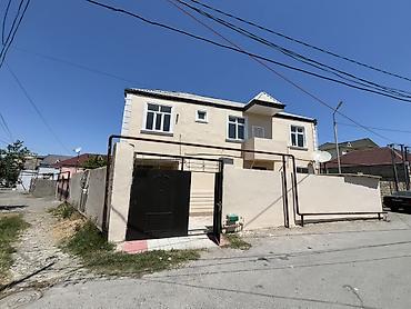 ev ve bag: İki mərtəbəli fərdi yaşayış evi - Ümumi plan: 2 mərtəbə, birinci — 1