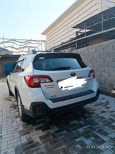 Subaru: Subaru Outback: 2017 г., Вариатор, Бензин, Универсал — 2