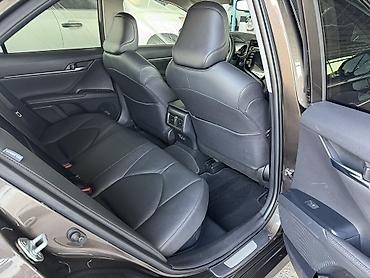 kia avella: Toyota Camry: 2019 г., 2.5 л, Вариатор, Гибрид, Седан — 9