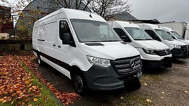 искутер: Mercedes-Benz Sprinter грузовой фургон, длинная база и высокий крыша — 8