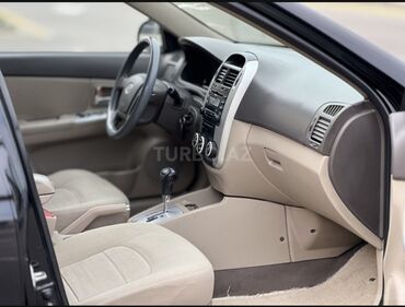 Kia: Kia Cerato: 1.6 l | 2008 il Sedan — 10