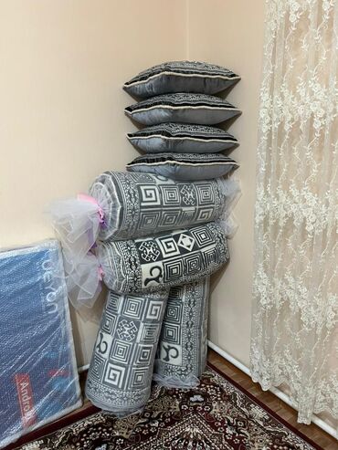 барные стулья бу: Тошоки Подушки Сеп новые комплект