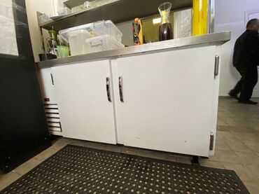 Промышленные холодильники и комплектующие: Стол холодильник — 17