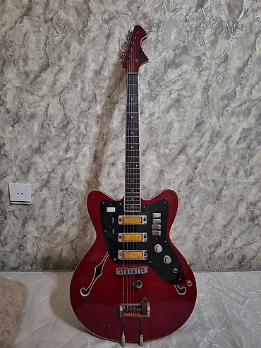 Elektro gitaralar: Elektron gitara, 6 sim, İşlənmiş, Ünvandan götürmə — 23