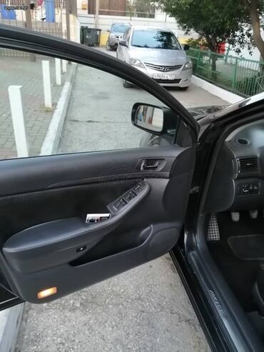 Toyota: Toyota Avensis: 1.6 l. | 2003 έ. Λιμουζίνα — 9