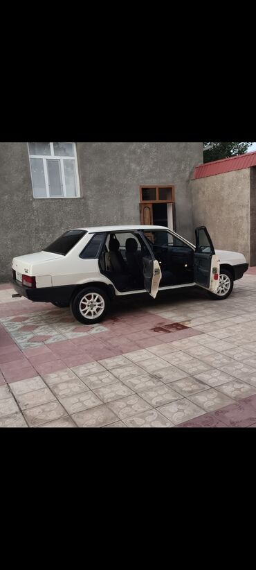 VAZ (LADA): VAZ (LADA) 21099: 1.5 l | 1996 il 30000 km Sedan — 3