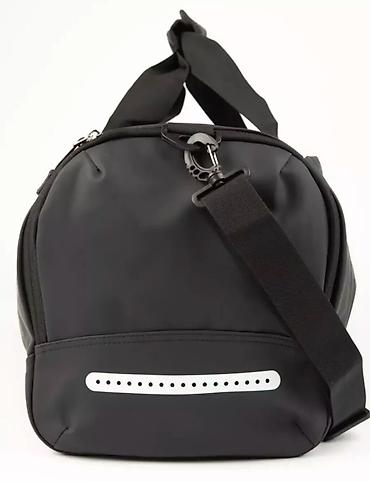 Дорожные сумки: ПРОДАЮ НОВУЮ СУМКУ В МАТЕРИАЛЕ ОКСФОРД,ПОДОЙДЕТ КАК ДЛЯ СПОРТА ТАК ЖЕ — 4