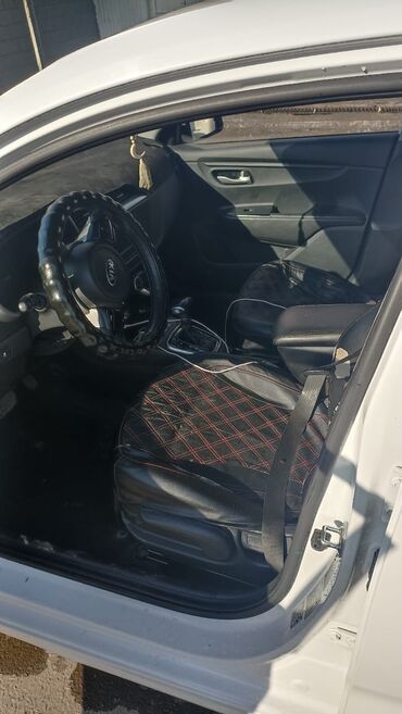 Kia: Kia Rio: 2021 г., 1.6 л, Автомат, Газ, Седан at lalafo.kg — 3 Kia: Kia Rio: 2021 г., 1.6 л, Автомат, Газ, Седан — 3