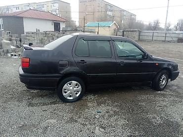 Volkswagen: Volkswagen Vento: 1993 г., Седан — 6