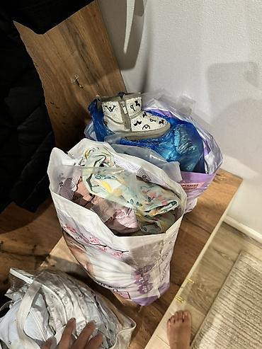детская одежда даром: Отдам даром Детский одежды и обуви. На девочку 1-2 года — 1