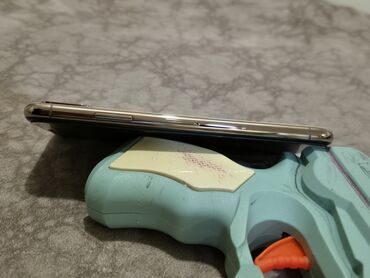 Apple iPhone: IPhone Xs, Qızılı, Simsiz şarj — 7