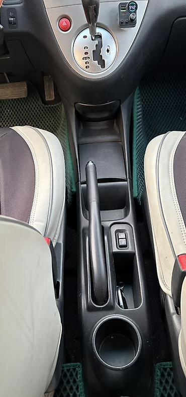 fit aria: Honda Civic: 2004 г., 1.8 л, Автомат, Бензин, Хэтчбэк — 7