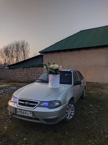 королла 2012: Daewoo Nexia: 2008 г., 1.5 л, Механика, Бензин, Седан