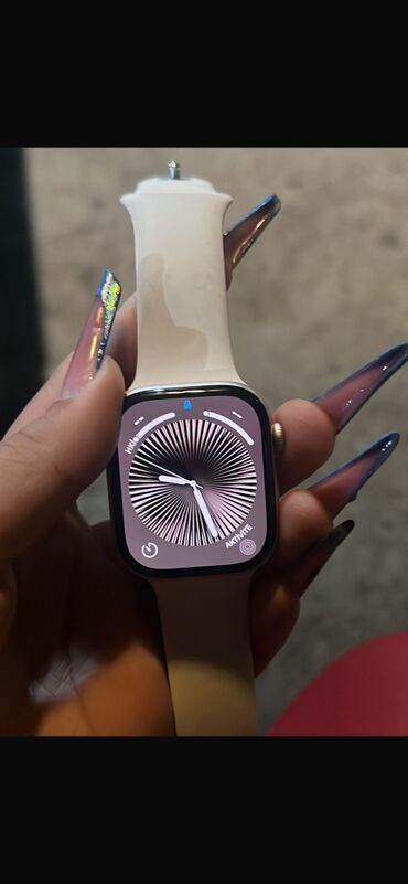 Мужская обувь: Apple watch en son seriya 
700
Man qutusu falanda var