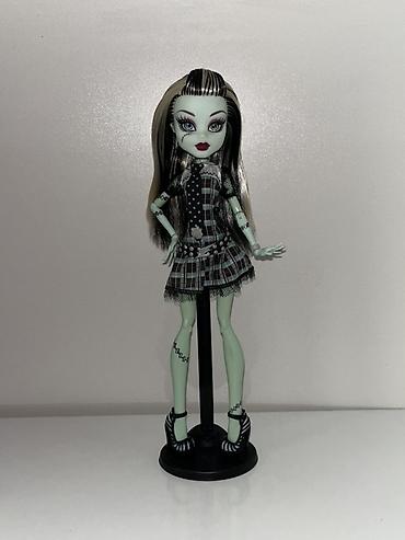 Monster High Frankie Stein kuklası Монстер хай френки базовая
