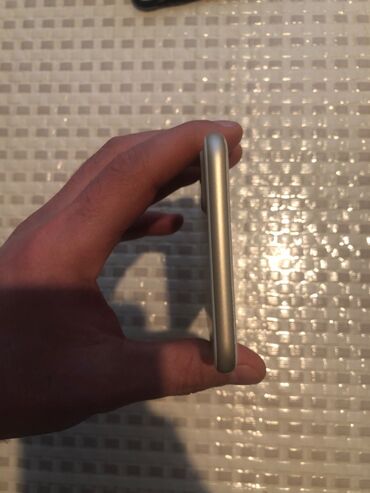 Apple iPhone: IPhone 7 Plus, 128 GB, Ağ, Barmaq izi — 5